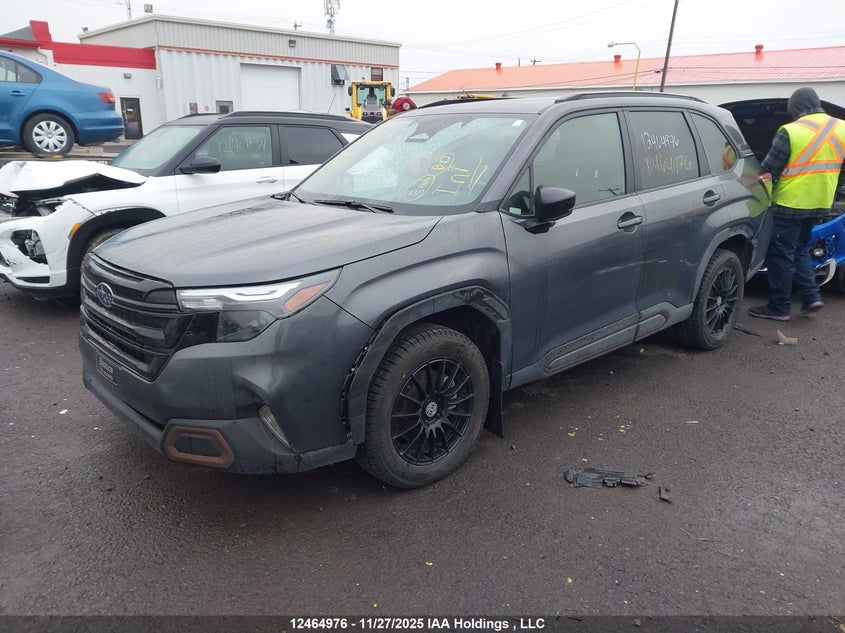 JF2SLDHC5SH570443 2025 SUBARU FORESTER photo no. 2