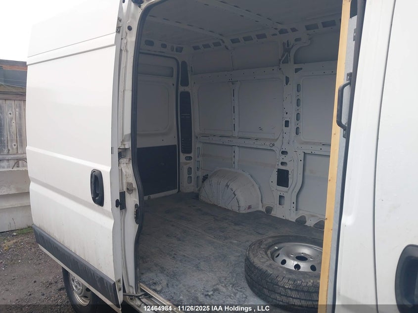 3C6TRVBG2JE124605 2018 RAM PROMASTER CITY photo no. 8
