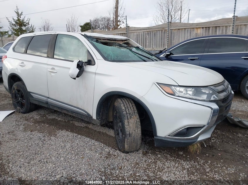 JA4AZ2A31HZ604771 2017 Mitsubishi Outlander Es auction photo 1