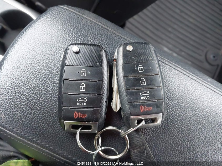 2015 Kia Forte 2.0L Ex VIN: KNAFX4A89F5260570 Lot: 12451858X