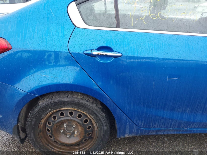 2015 Kia Forte 2.0L Ex VIN: KNAFX4A89F5260570 Lot: 12451858X