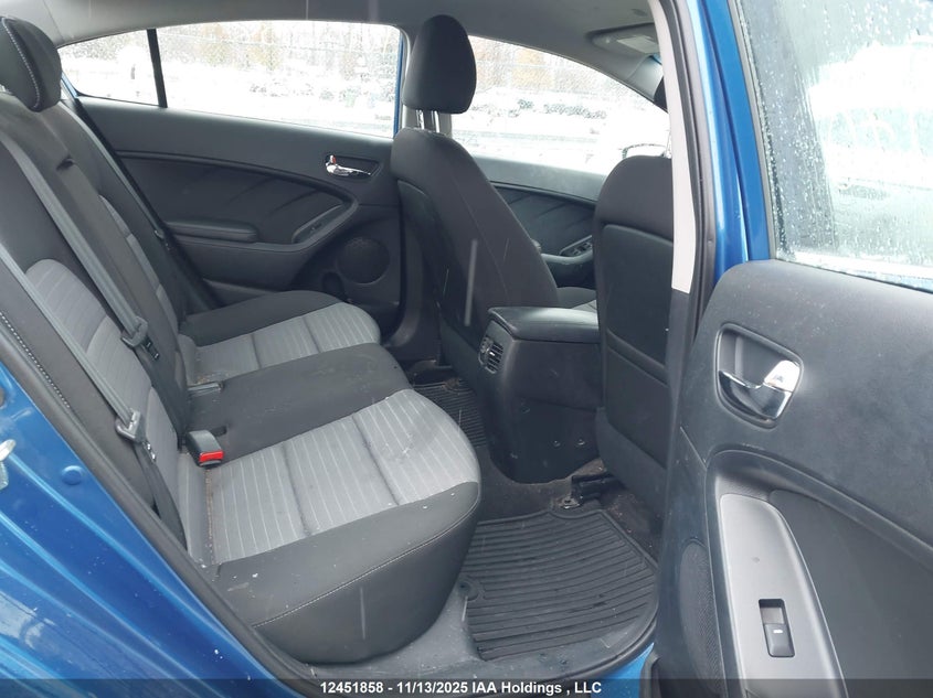 2015 Kia Forte 2.0L Ex VIN: KNAFX4A89F5260570 Lot: 12451858X