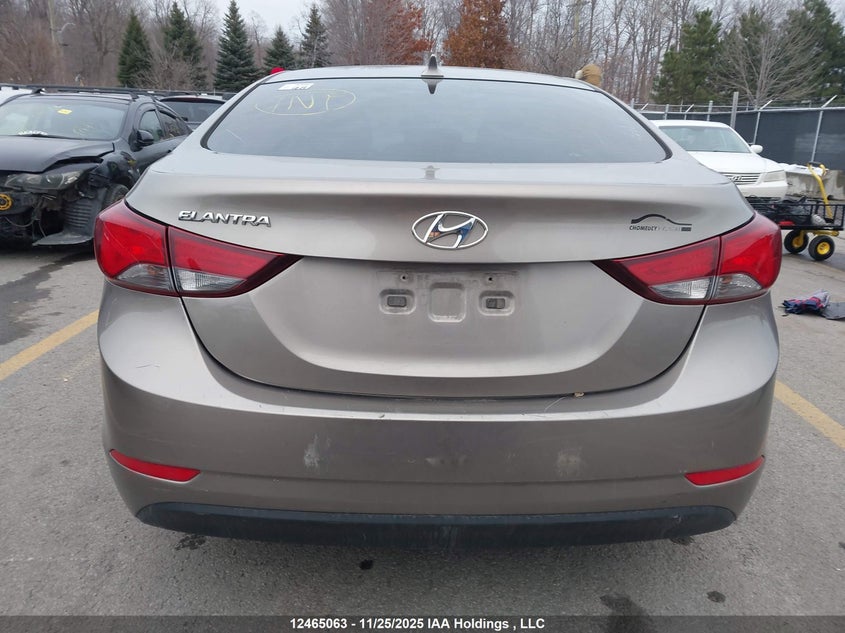 2015 Hyundai Elantra Se/Sport/Limited VIN: 5NPDH4AE3FH604519 Lot: 12465063