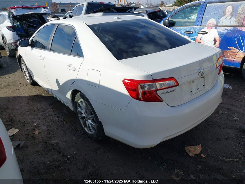 4T1BF1FK9EU363589 2014 TOYOTA CAMRY photo no. 3