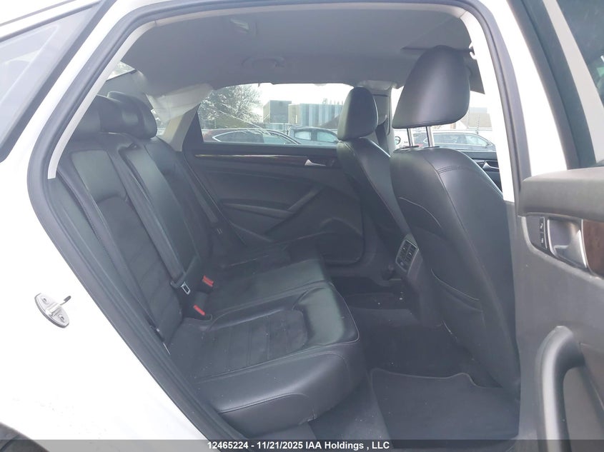 1VWCS7A38FC090253 2015 VOLKSWAGEN PASSAT photo no. 8