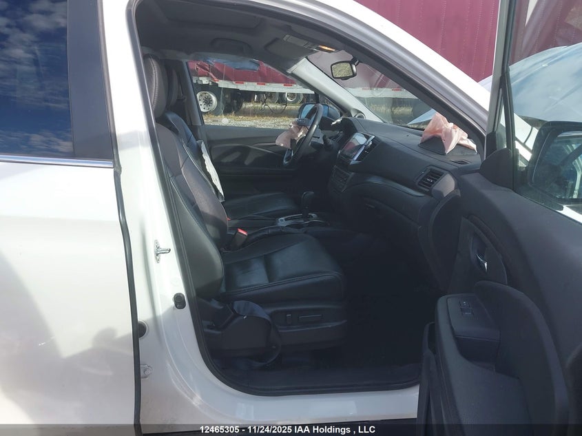 5FNYF6H79HB508177 2017 HONDA PILOT photo no. 5