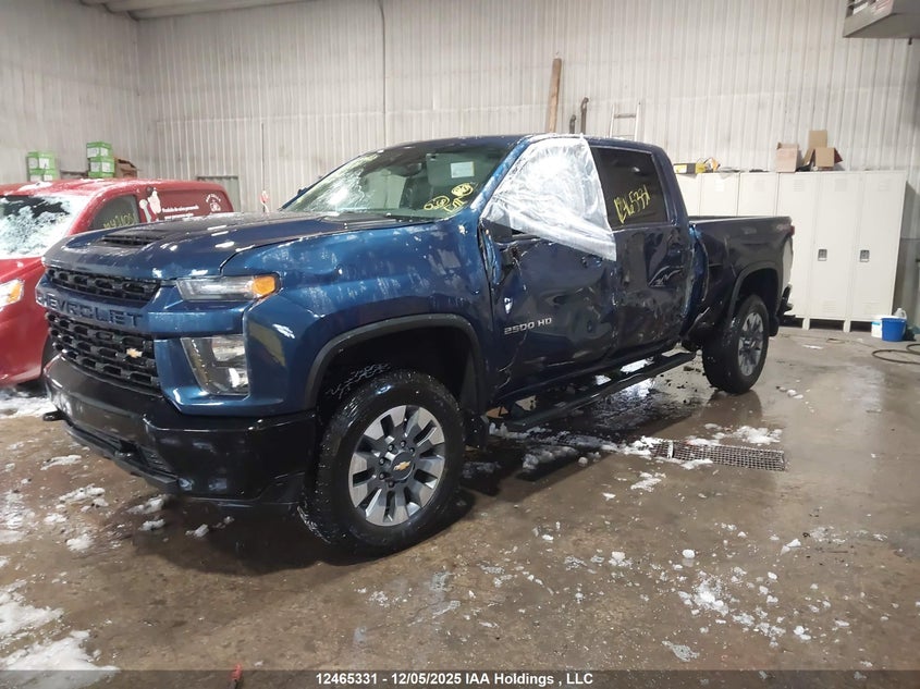 2GC4YME71N1228642 2022 CHEVROLET SILVERADO photo no. 2