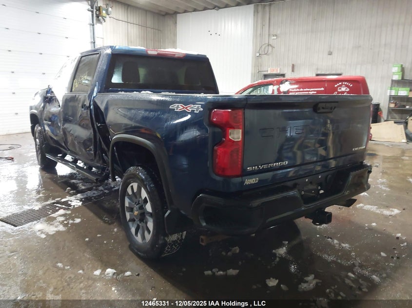 2GC4YME71N1228642 2022 CHEVROLET SILVERADO photo no. 3