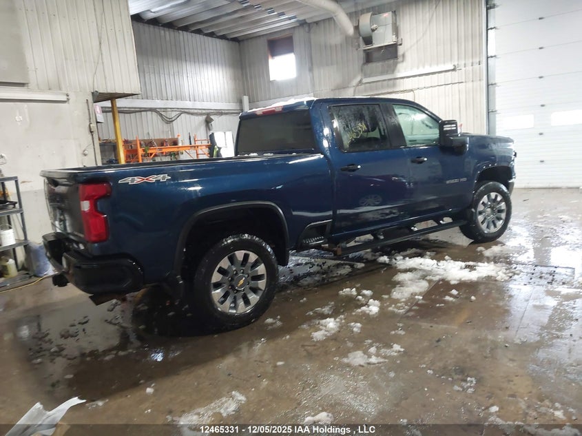 2GC4YME71N1228642 2022 CHEVROLET SILVERADO photo no. 4