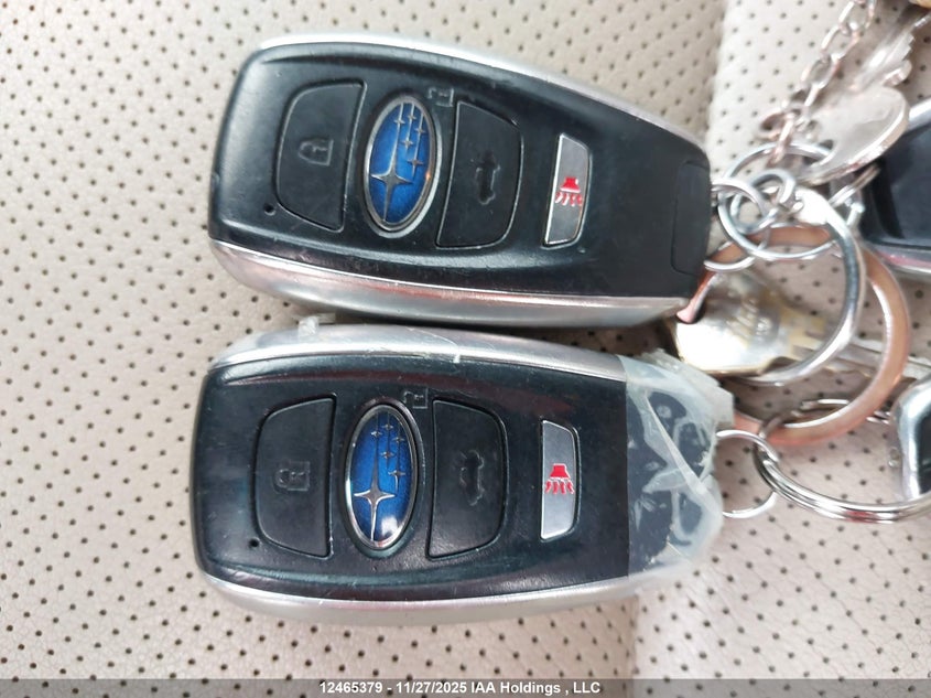 2016 Subaru Outback 3.6R Limited Package VIN: 4S4BSFNC7G3358581 Lot: 12465379