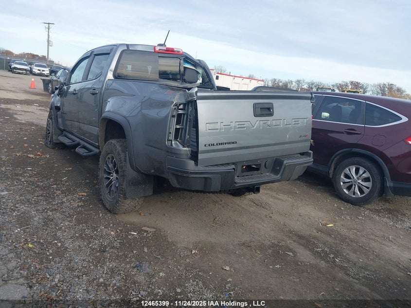 1GCGTEEN3N1158731 2022 CHEVROLET COLORADO photo no. 3
