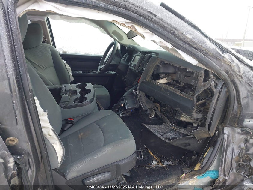 1C6RR7FG8KS594846 2019 RAM 1500 photo no. 5