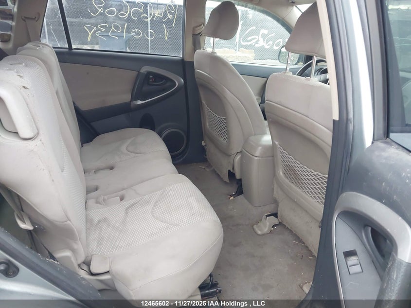 JTMBD31V066001938 2006 TOYOTA RAV 4 photo no. 8