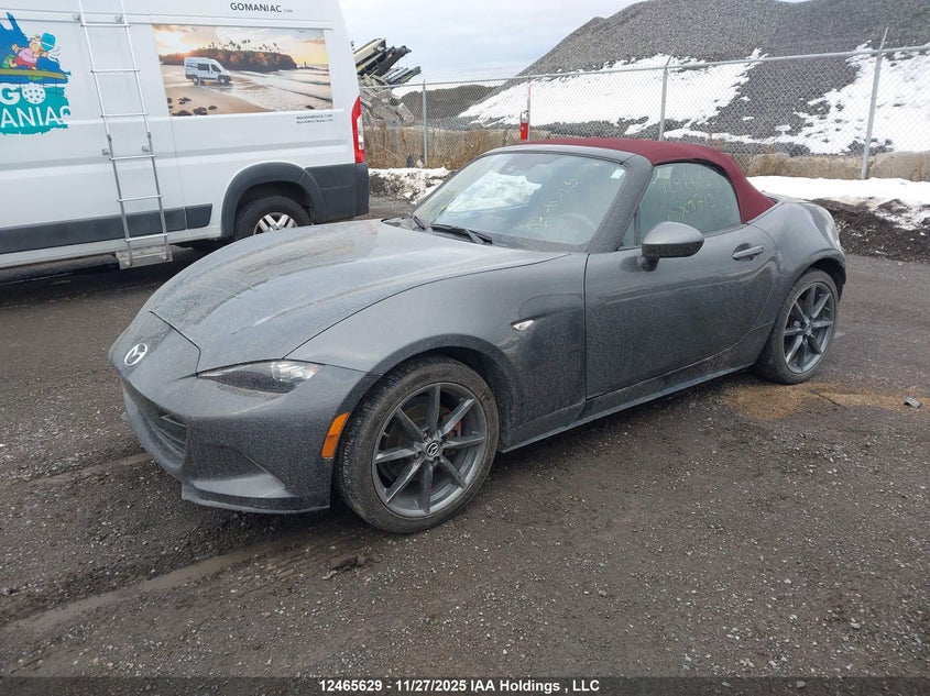 JM1NDAD70K0309719 2019 MAZDA MX-5 photo no. 2