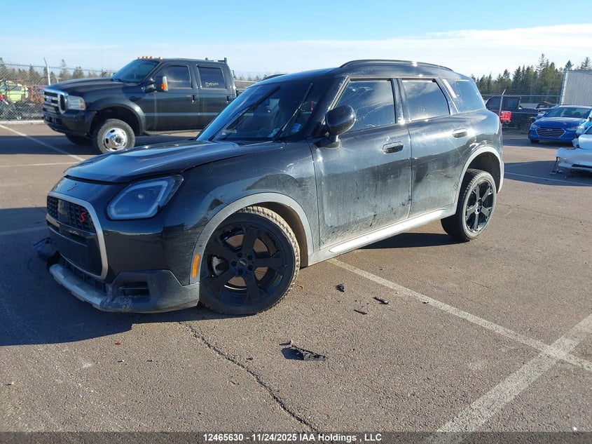 WMZ23GA08S7T03321 2025 MINI COUNTRYMAN photo no. 2