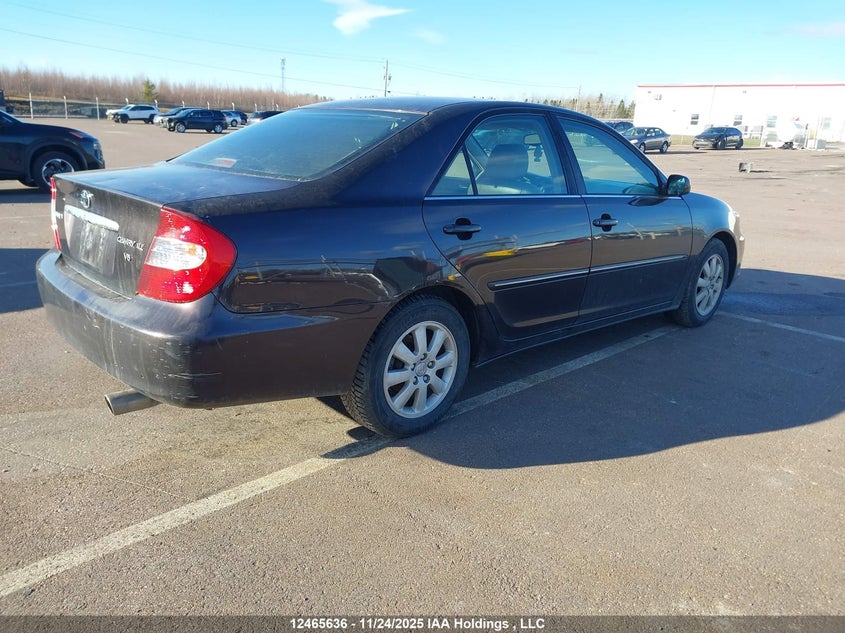4T1BF30K92U511563 2002 TOYOTA CAMRY photo no. 4