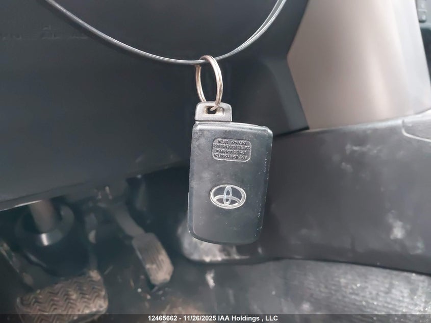 2T3DFREV8JW738926 2018 TOYOTA RAV 4 photo no. 11