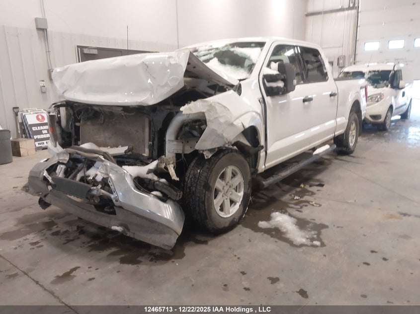 1FTFW1E82NKE50273 2022 FORD F-150 photo no. 2
