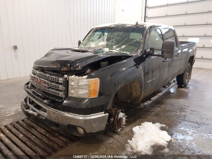 1GT423C84CF230740 2012 GMC SIERRA photo no. 2