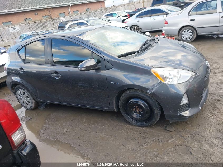 2014 Toyota Prius C VIN: JTDKDTB31E1562271 Lot: 12465761