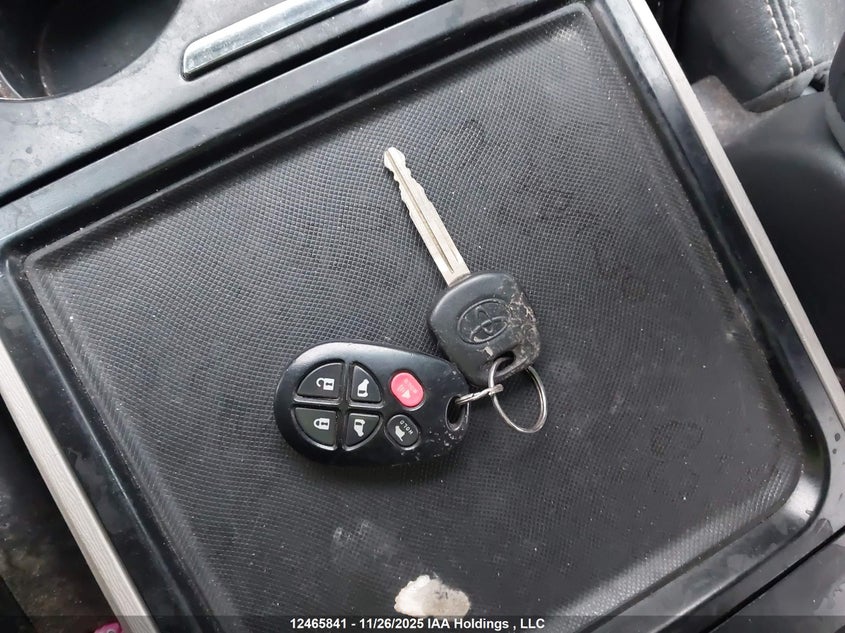 2012 Toyota Sienna Se 8 Passenger VIN: 5TDXK3DC3CS207191 Lot: 12465841