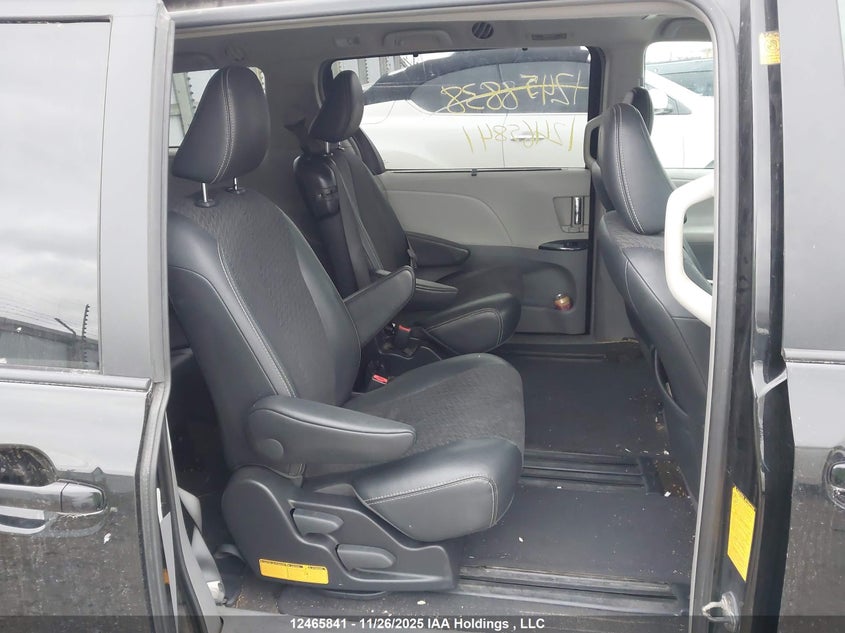 2012 Toyota Sienna Se 8 Passenger VIN: 5TDXK3DC3CS207191 Lot: 12465841