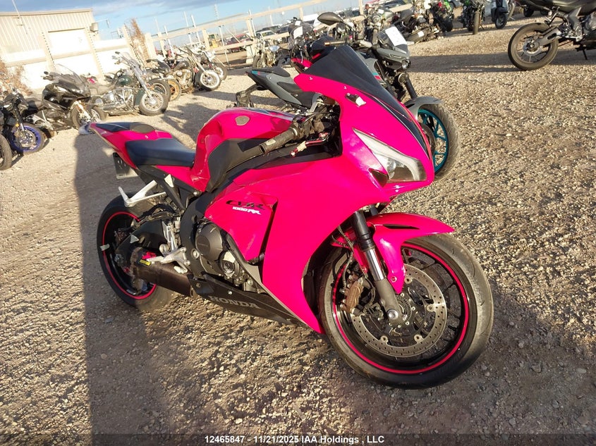 JH2SC5920FK400002 HONDA CBR1000 Photo 1