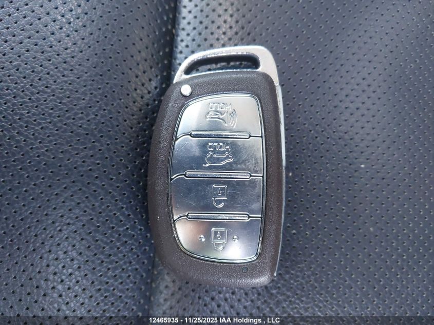 2017 Hyundai Tucson Limited/Sport And Eco/Se VIN: KM8J3CA23HU415701 Lot: 12465935