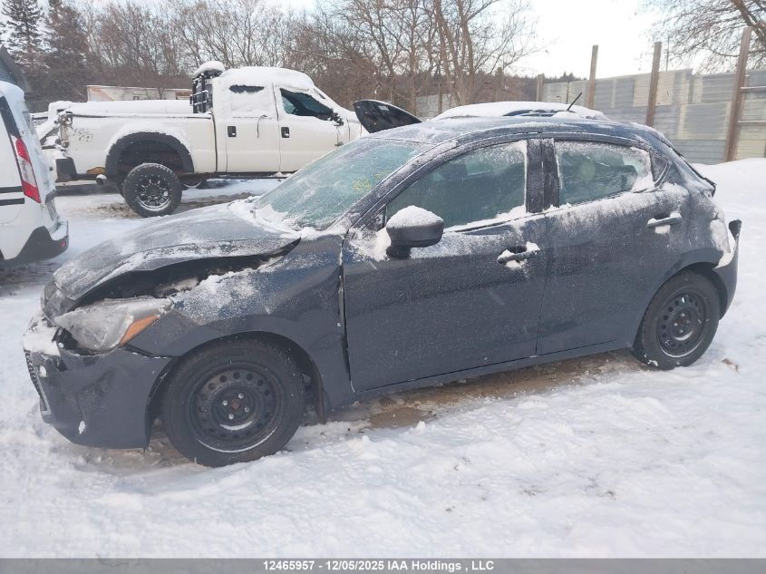 2020 Toyota Yaris VIN: 3MYDLBJVXLY717872 Lot: 12465957