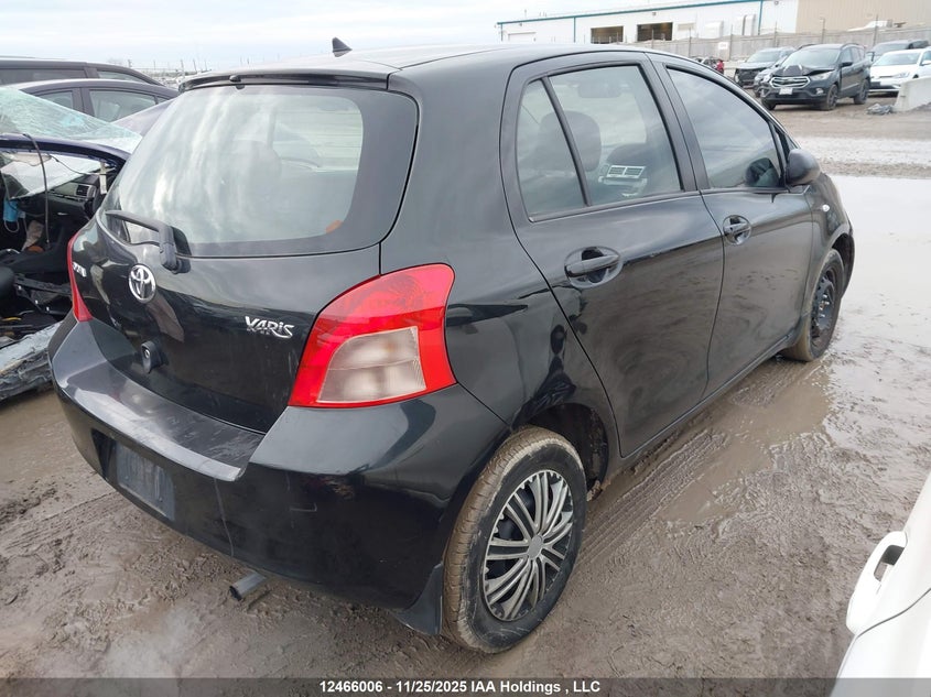 JTDKT923375110419 2007 TOYOTA YARIS photo no. 4
