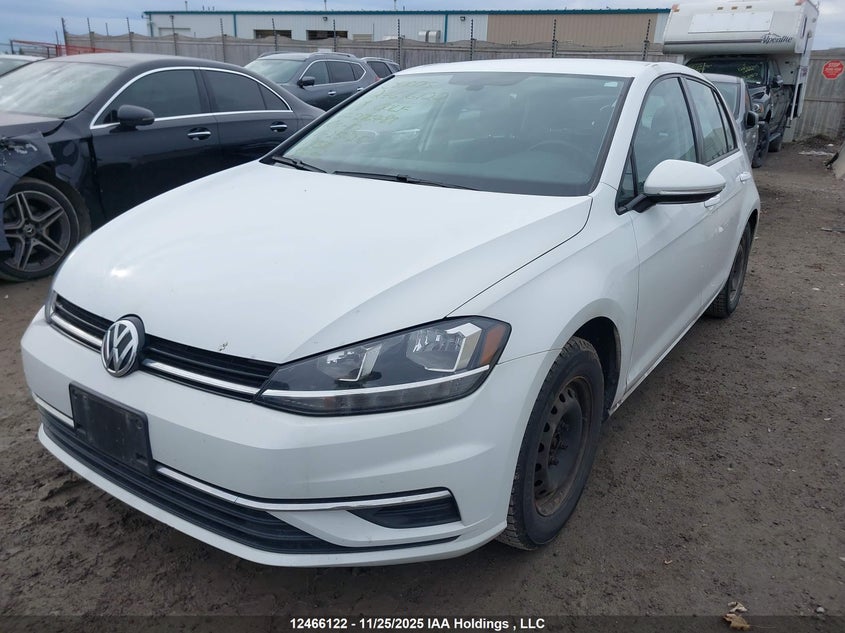 3VWG17AU8JM276489 2018 VOLKSWAGEN GOLF photo no. 2