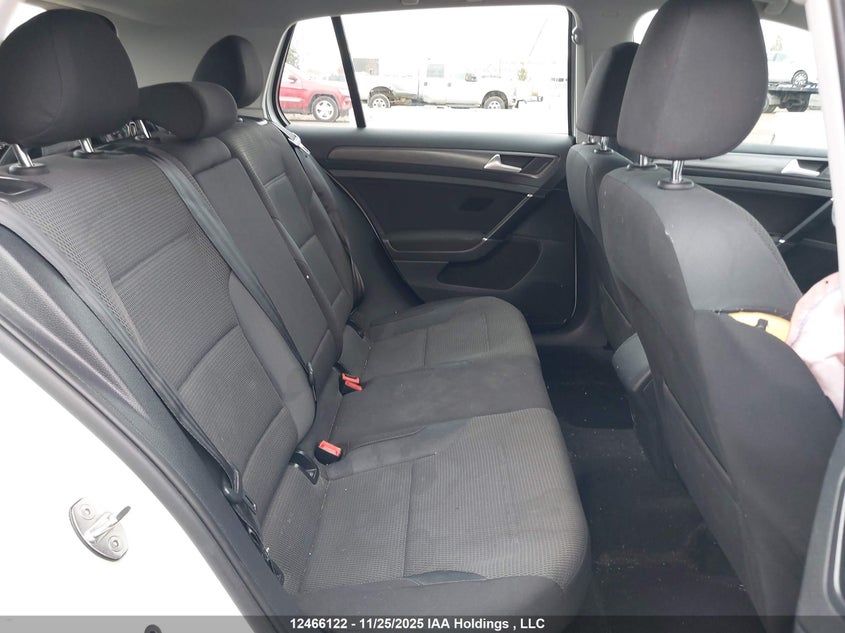 3VWG17AU8JM276489 2018 VOLKSWAGEN GOLF photo no. 8