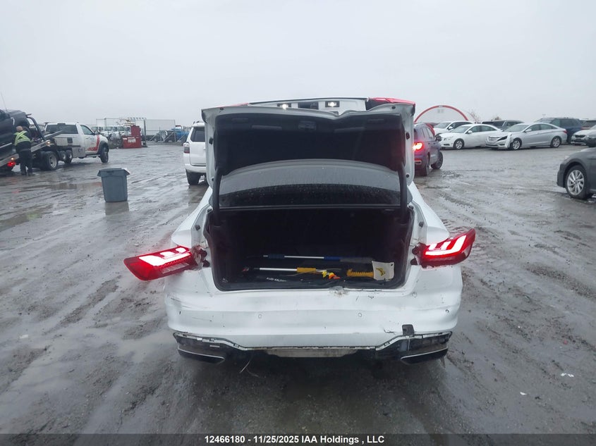 2022 Audi A4 45 Progressiv VIN: WAUEAAF44NN004403 Lot: 12466180