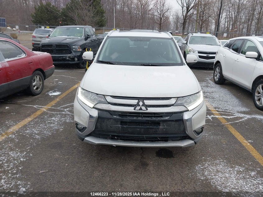 2017 Mitsubishi Outlander Es VIN: JA4AZ2A39HZ606459 Lot: 12466223
