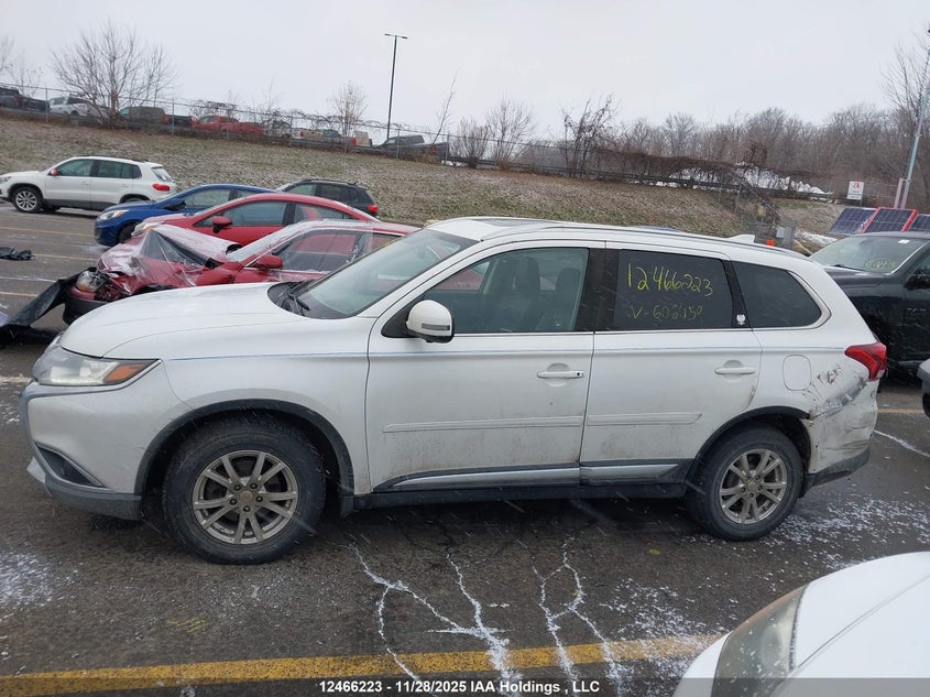 2017 Mitsubishi Outlander Es VIN: JA4AZ2A39HZ606459 Lot: 12466223