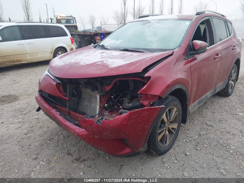 2018 Toyota Rav4 Le VIN: 2T3BFREV1JW788882 Lot: 12466257