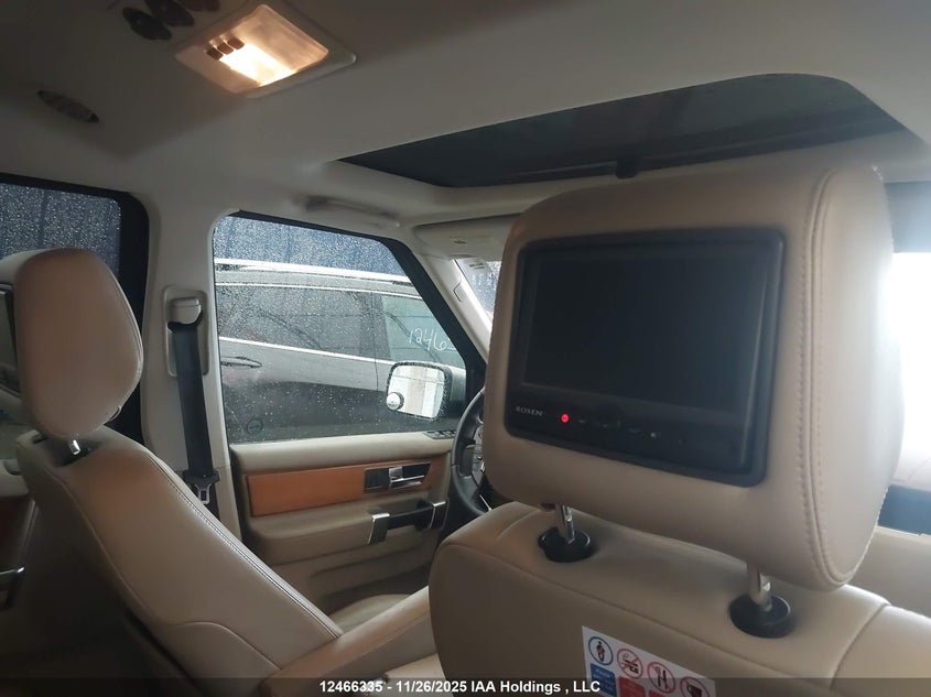 2010 Land Rover Lr4 Hse Luxury VIN: SALAK2D49AA537400 Lot: 12466335