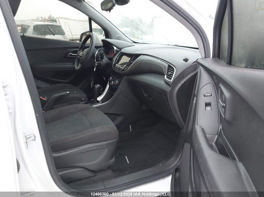 3GNCJNSB4KL386148 2019 CHEVROLET TRAX photo no. 5