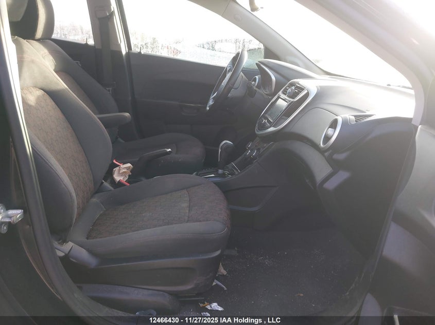 1G1JD6SB8H4136562 2017 CHEVROLET SONIC photo no. 5