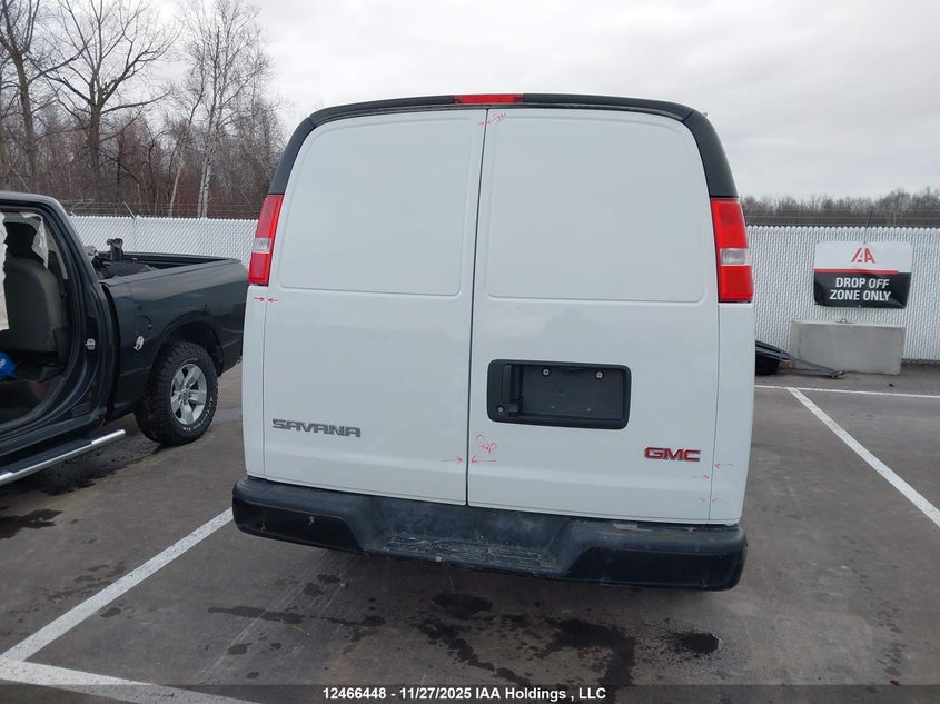 1GTW7BFP5R1206377 2024 GMC SAVANA photo no. 16