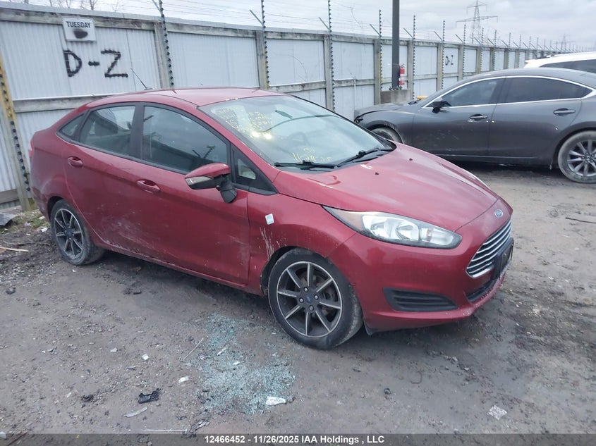 3FADP4BJ3FM165384 2015 Ford Fiesta Se auction photo 1