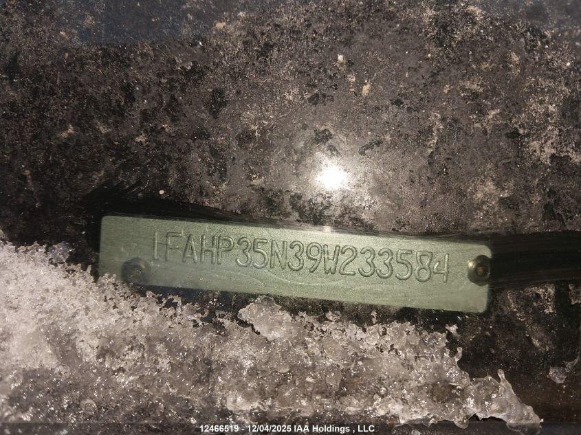 2009 Ford Focus VIN: 1FAHP35N39W233584 Lot: 12466519