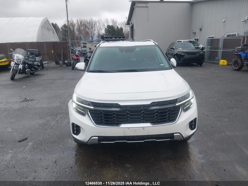 KNDEUCAA3S7800093 2025 KIA SELTOS photo no. 12