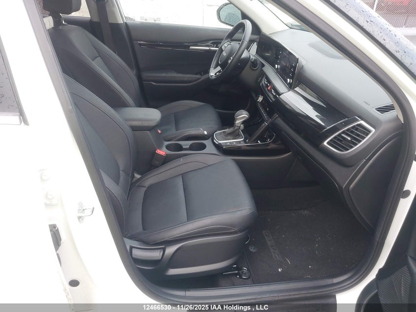 KNDEUCAA3S7800093 2025 KIA SELTOS photo no. 5
