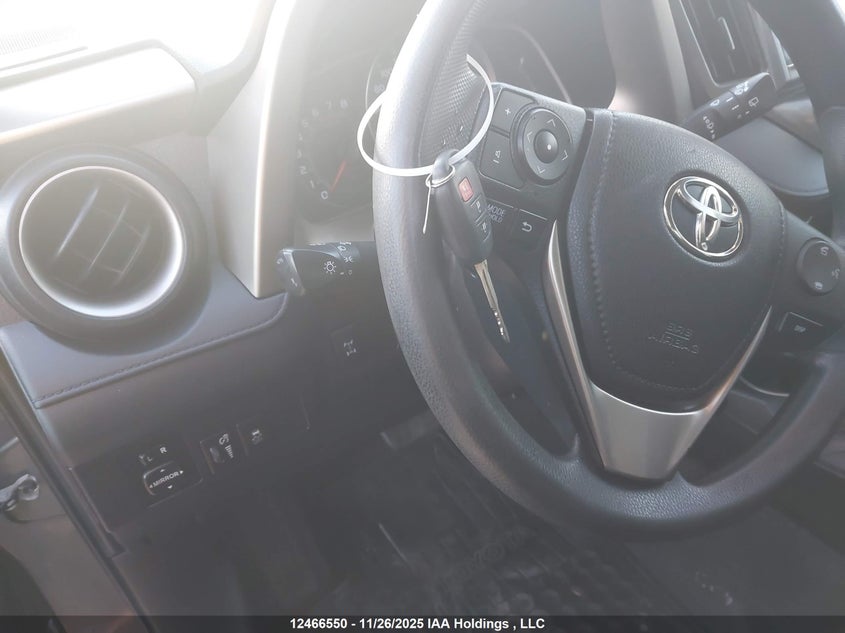 2015 Toyota Rav4 Le VIN: 2T3BFREV1FW266244 Lot: 12466550