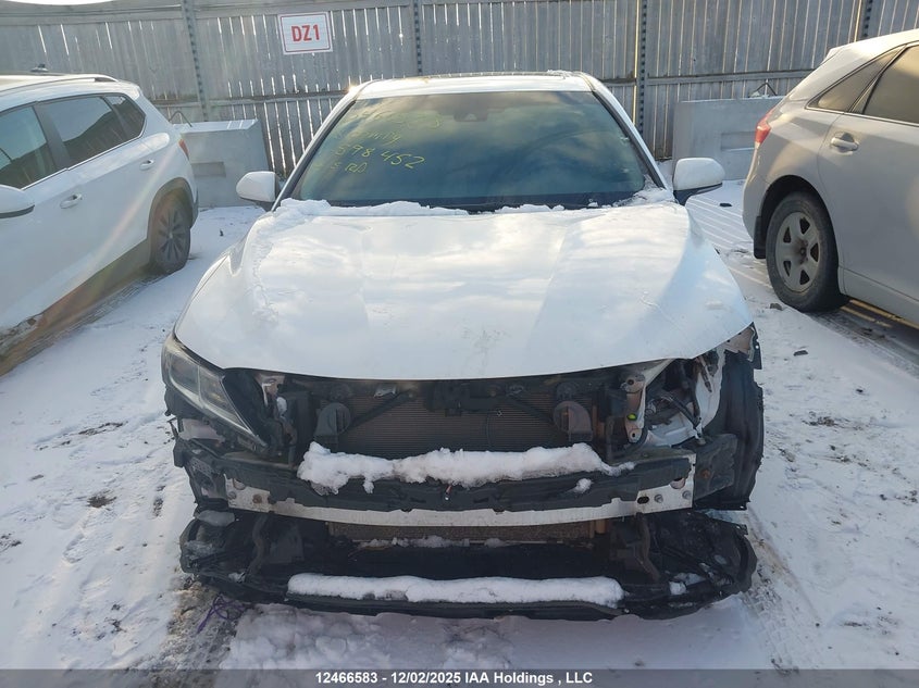 4T1B11HK9JU598452 2018 TOYOTA CAMRY photo no. 13