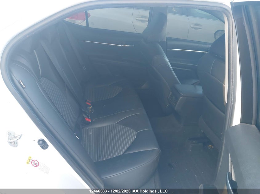 4T1B11HK9JU598452 2018 TOYOTA CAMRY photo no. 8