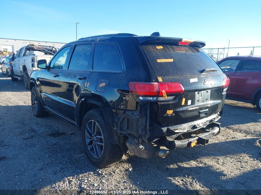 1C4RJFBGXHC630460 2017 JEEP GRAND CHEROKEE photo no. 3