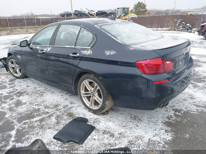 WBA5A7C59ED614237 2014 BMW 5ER photo no. 3