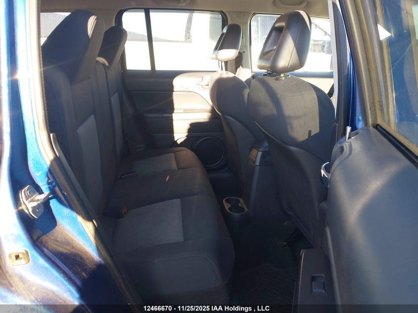 1J4FT28B99D230378 2009 JEEP LIBERTY (PATRIOT) photo no. 8